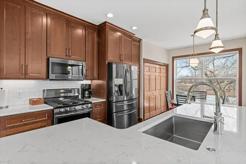 $480,000 | 4134 Oakbrooke Trail, Eagan, MN 55122
