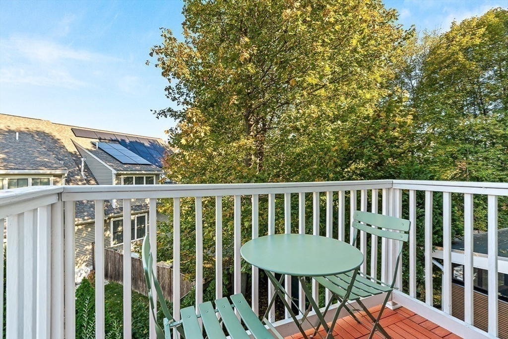 7 Sherman Place, Unit 7 Winchester, MA 01890 - Photo 16 of 40