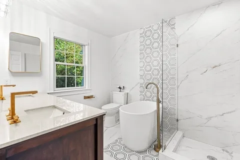 $1,495,000 | 7 Sherman Place, Unit 7, Winchester, MA 01890
