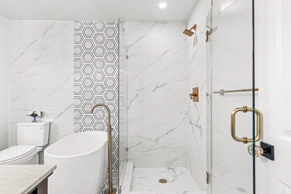 7 Sherman Place, Unit 7 Winchester, MA 01890 - Photo 19 of 40