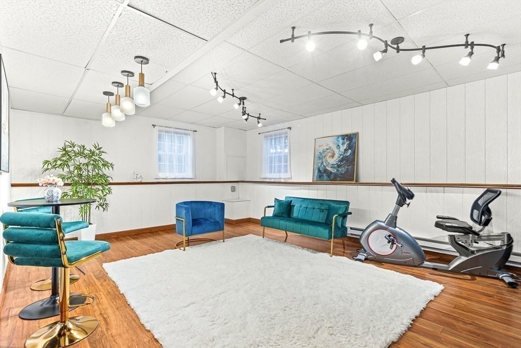 7 Sherman Place, Unit 7 Winchester, MA 01890 - Photo 28 of 40