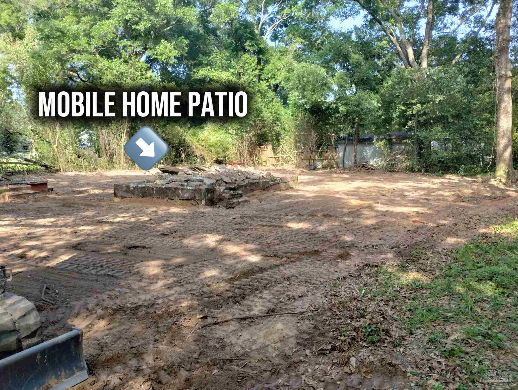 0 North Kenmore Road Pensacola, FL 32503 - Photo 2 of 9 a view of a street sign