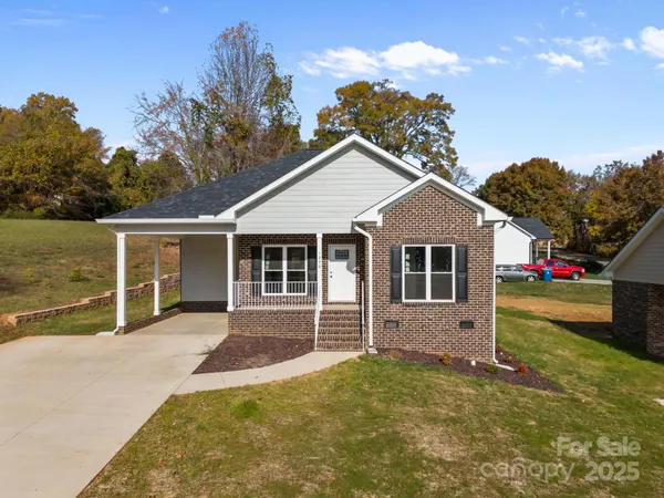 $334,900 | 1270 North Shaver Street, Salisbury, NC 28144