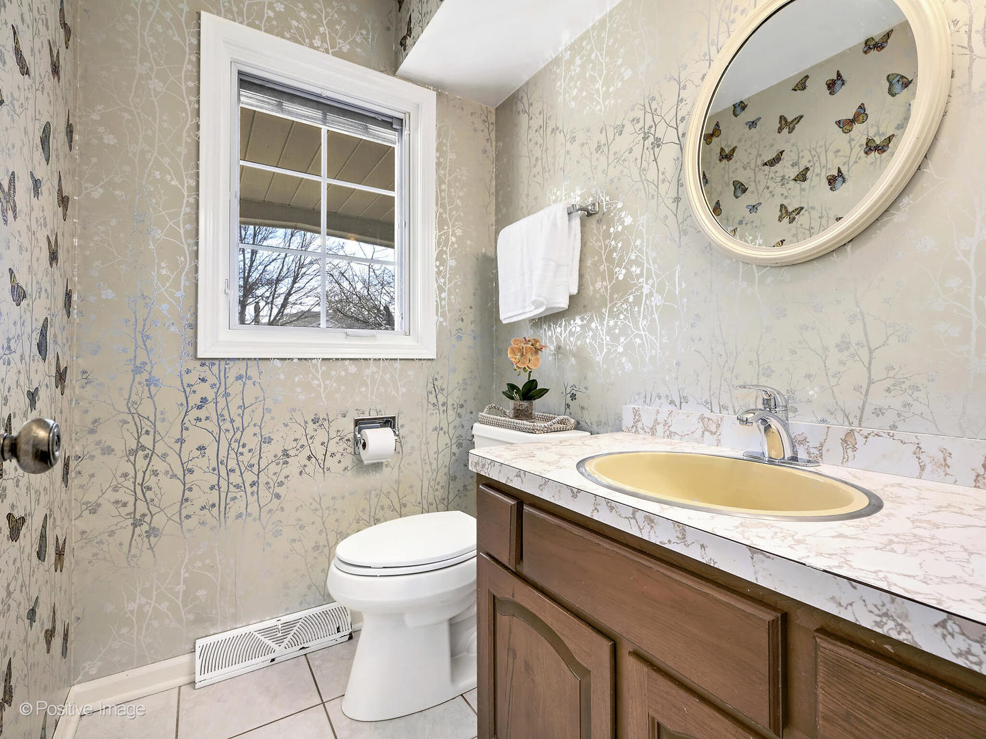 1626 Royal Oak Road Darien, IL 60561 - Photo 18 of 32