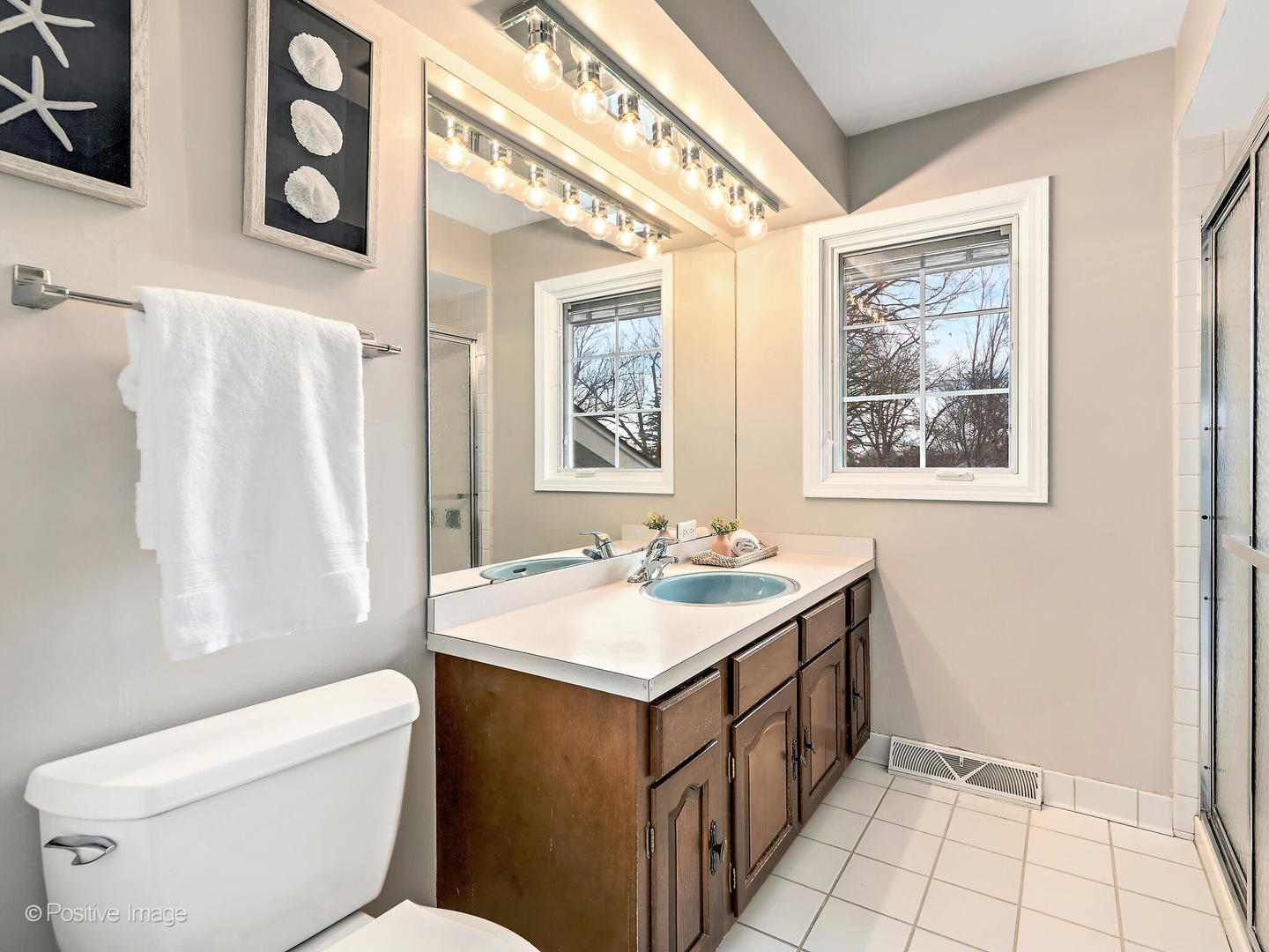 1626 Royal Oak Road Darien, IL 60561 - Photo 21 of 32