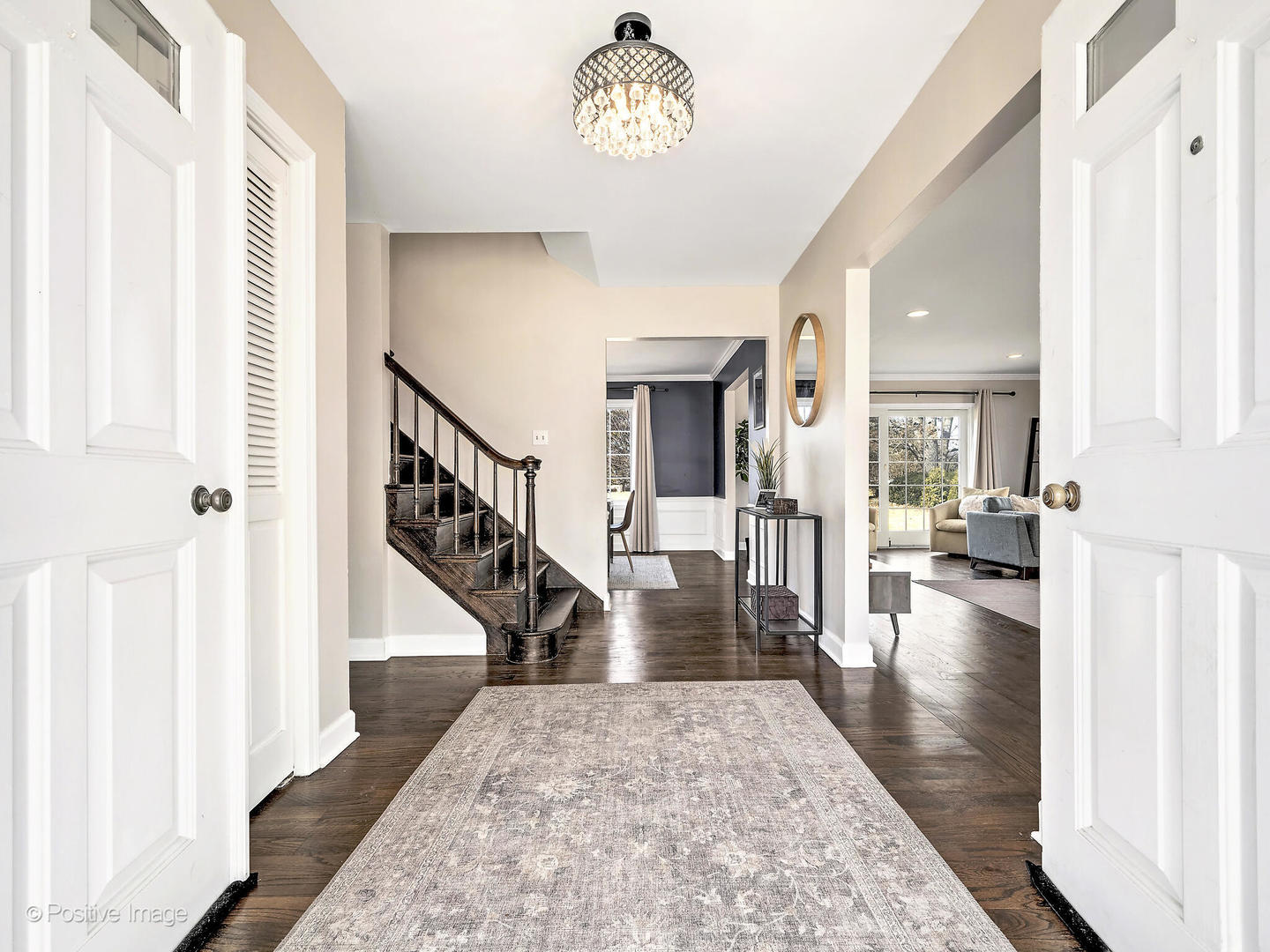 1626 Royal Oak Road Darien, IL 60561 - Photo 4 of 32