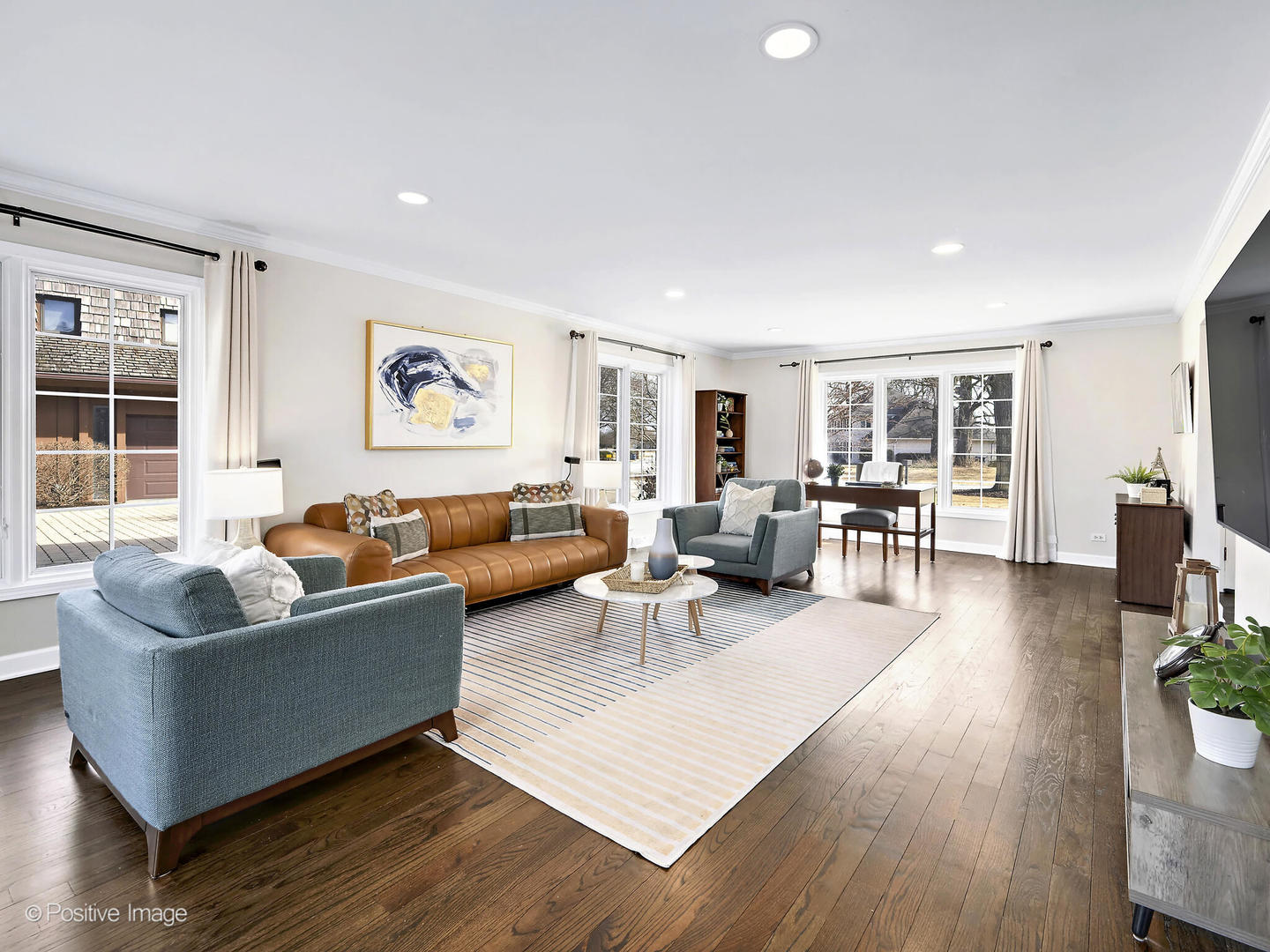 1626 Royal Oak Road Darien, IL 60561 - Photo 5 of 32