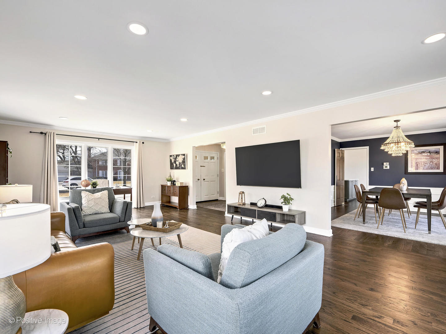 1626 Royal Oak Road Darien, IL 60561 - Photo 9 of 32