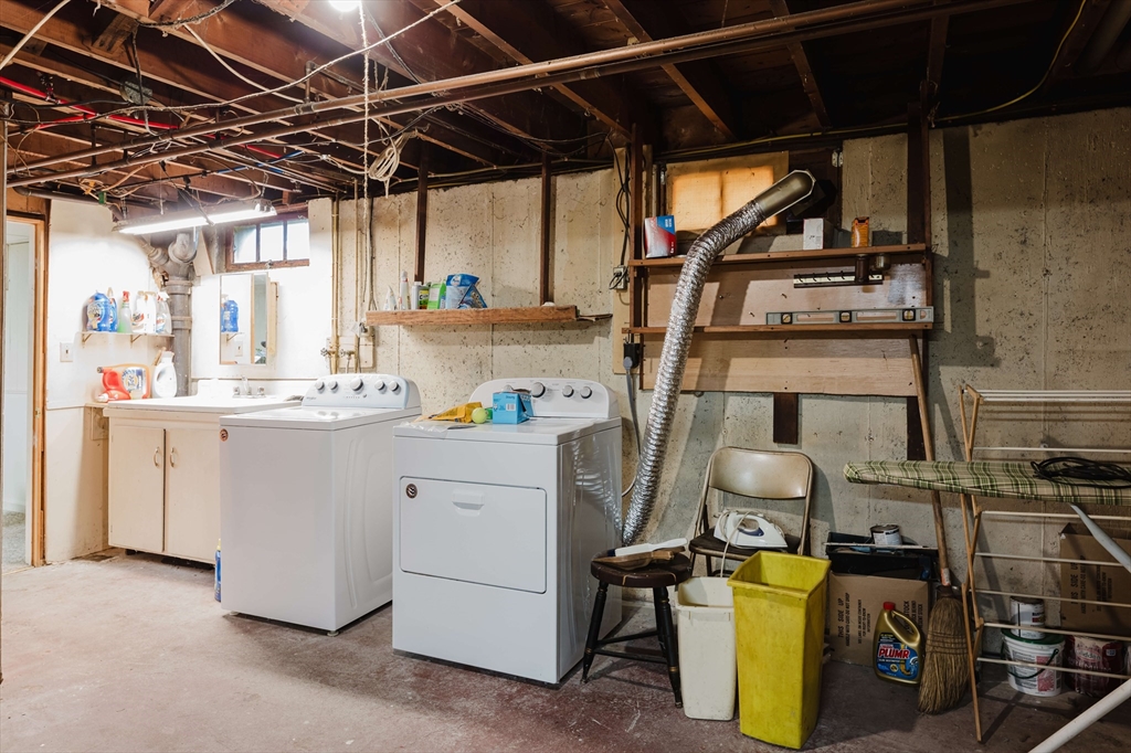 964 Pearce Street Fall River, MA 02720 - Photo 20 of 22