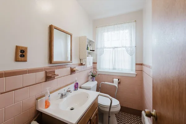 $560,000 | 964 Pearce Street, Fall River, MA 02720