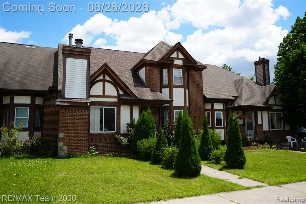 6426 Chase Road Dearborn, MI 48126 - Photo 2 of 35