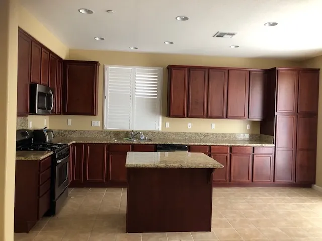 $3,500 | 2210 Botany Bay Drive, Pittsburg, CA 94565