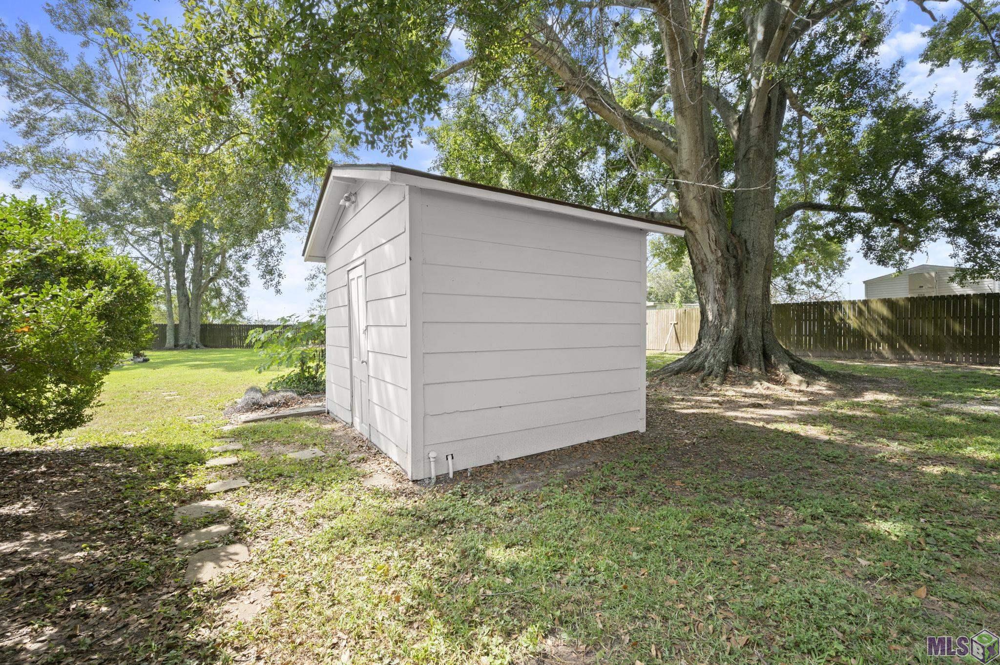 3953 Bird Heights Avenue Addis, LA 70710 - Photo 17 of 46