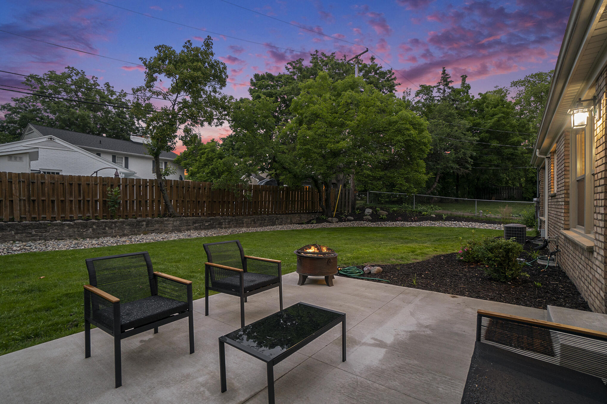 2627 Berwyck Road Southeast East Grand Rapids, MI 49506 - Photo 2 of 44 050_dsc07811