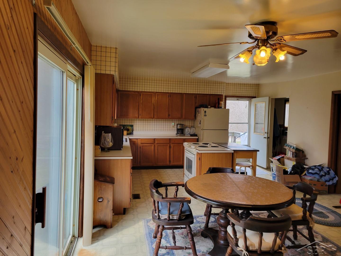 6760 South Fordney Road St. Charles, MI 48655 - Photo 8 of 15 50105937-7.JPG