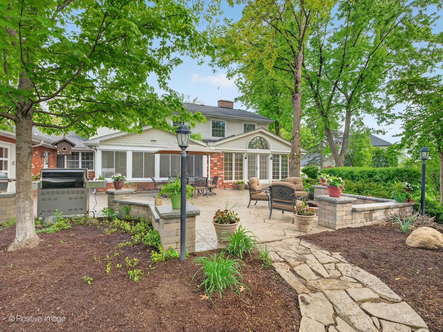 138 Surrey Lane Burr Ridge, IL 60527 - Photo 11 of 37 Gallery Image 11