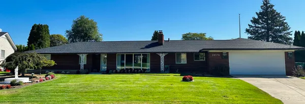 $525,000 | 38176 Villa Mar Street, Harrison Township, MI 48045