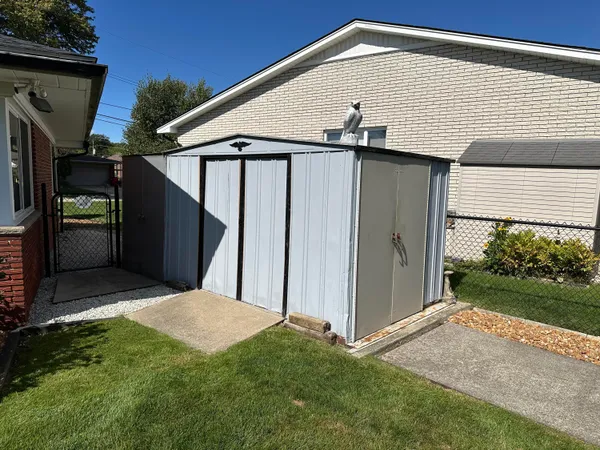 $525,000 | 38176 Villa Mar Street, Harrison Township, MI 48045