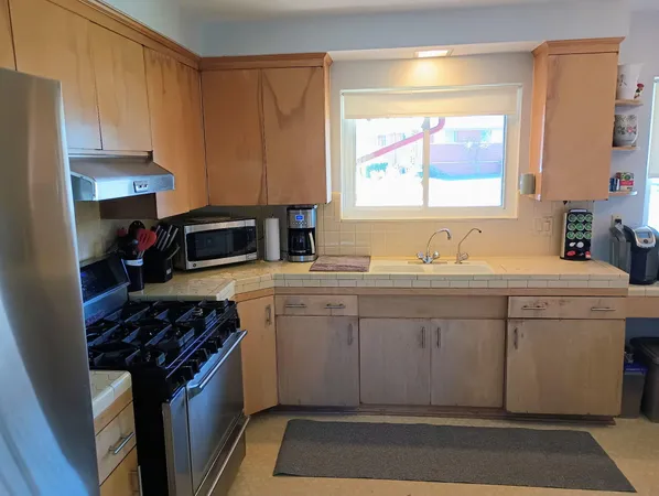 $525,000 | 38176 Villa Mar Street, Harrison Township, MI 48045