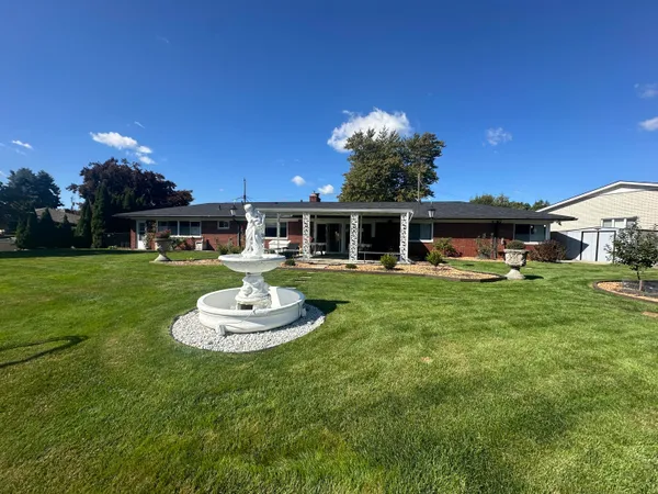 $525,000 | 38176 Villa Mar Street, Harrison Township, MI 48045