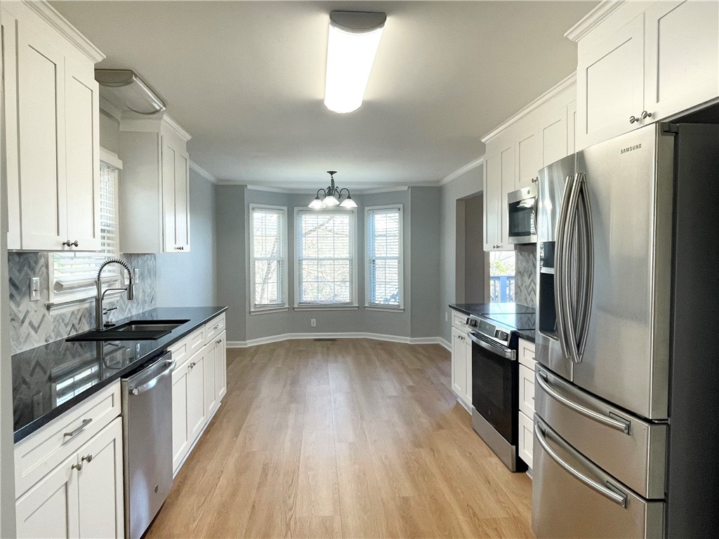 101 Lakeview Circle Clemson, SC 29631 - Photo 4 of 19