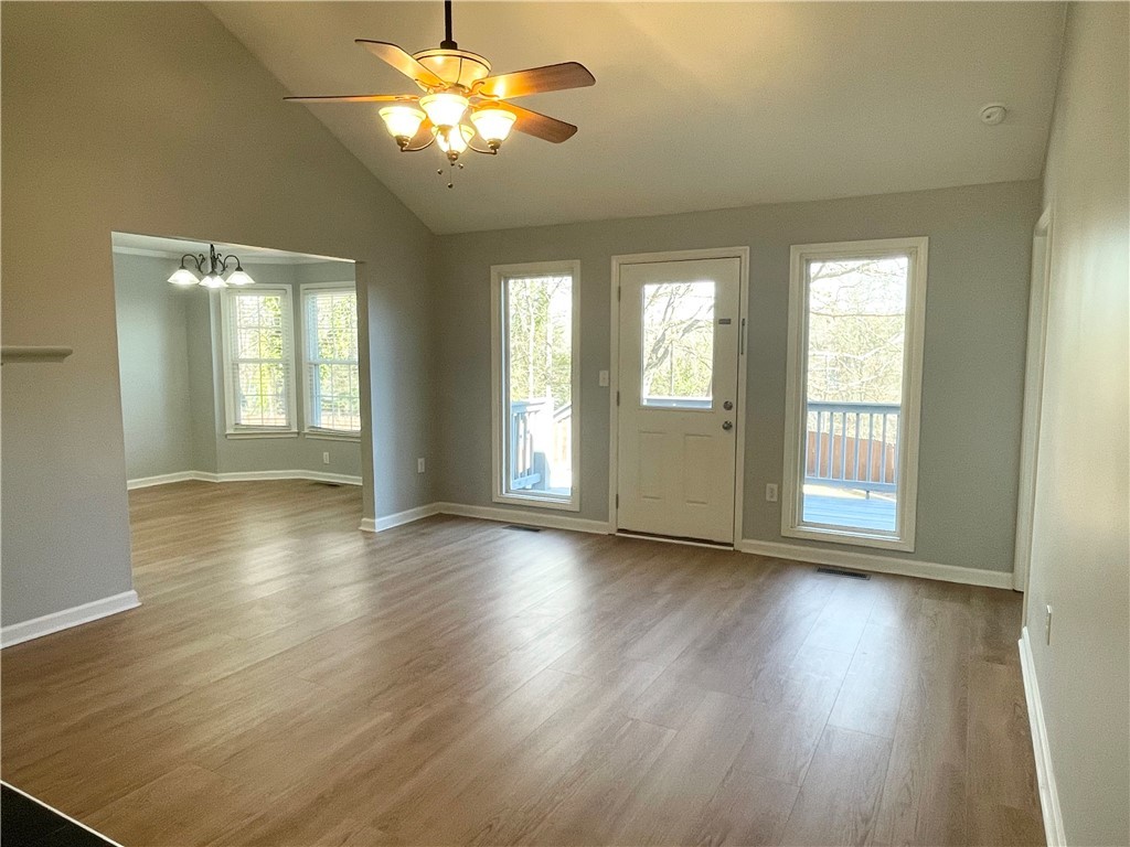 101 Lakeview Circle Clemson, SC 29631 - Photo 8 of 19