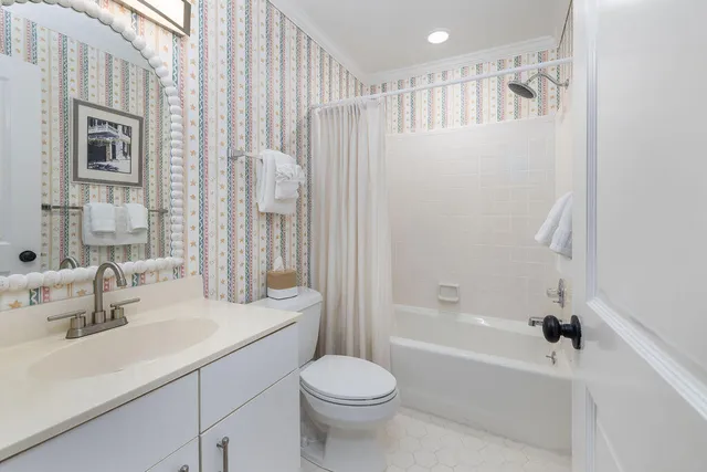 $2,250,000 | 17 Beach Club Villas, Isle of Palms, SC 29451