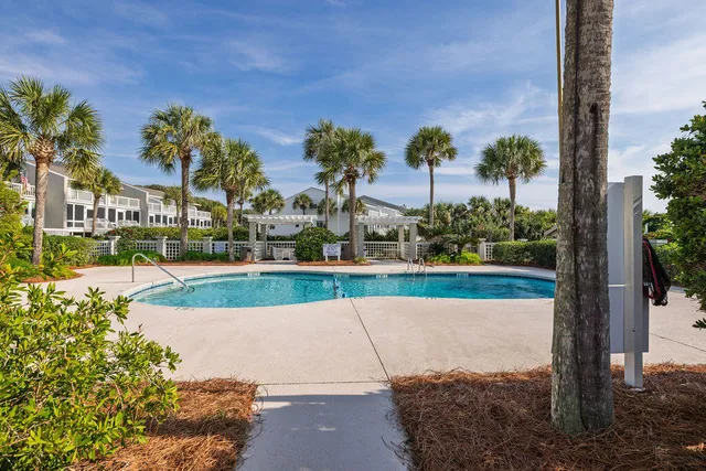 $2,250,000 | 17 Beach Club Villas, Isle of Palms, SC 29451