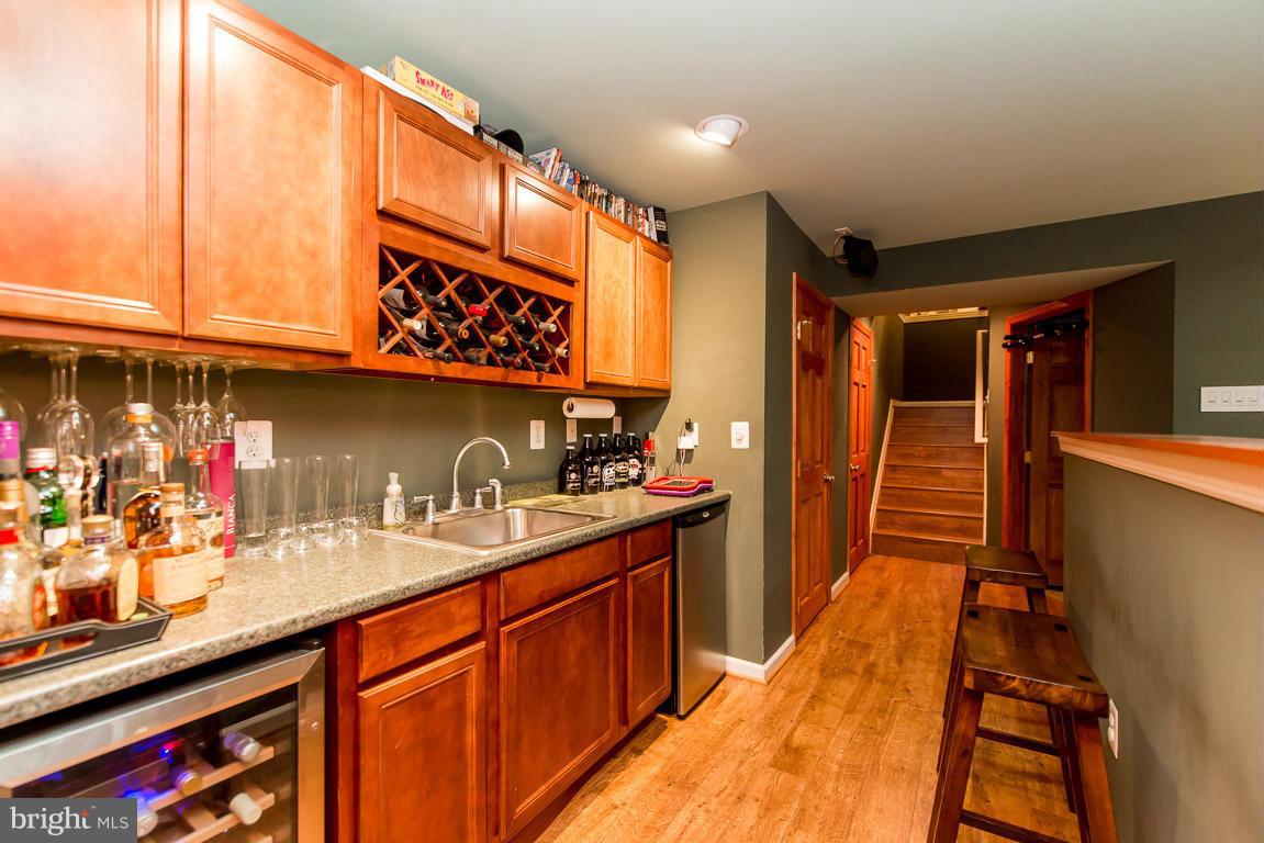 9618 Brie Road Randallstown, MD 21133 - Photo 26 of 30 Wet bar