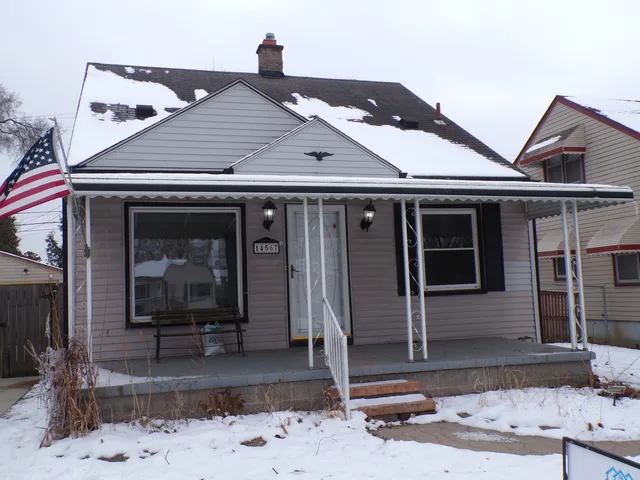 $164,900 | 14567 Longtin Street, Southgate, MI 48195