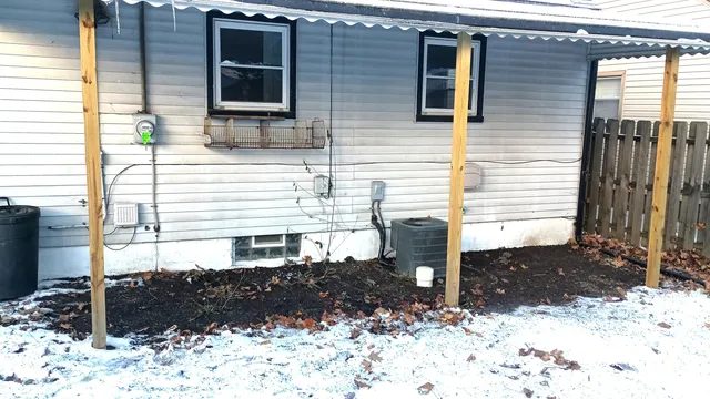 $164,900 | 14567 Longtin Street, Southgate, MI 48195