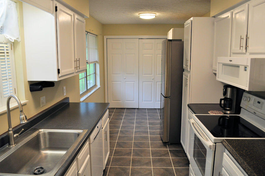 165 Maple Ridge Lane Seymour, TN 37865 - Photo 14 of 38 kitchen4