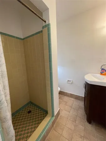 $900 | 3226 South Atlantic Avenue, Unit 5, Daytona Beach, FL 32118