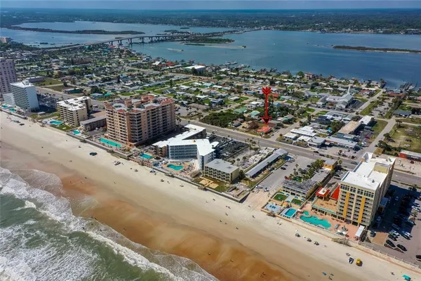 $900 | 3226 South Atlantic Avenue, Unit 5, Daytona Beach, FL 32118