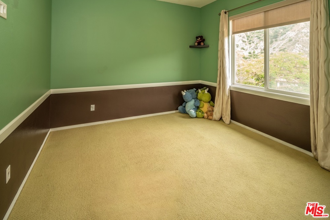26 Boulder Ridge Court Azusa, CA 91702 - Photo 19 of 35 Gallery Image 19