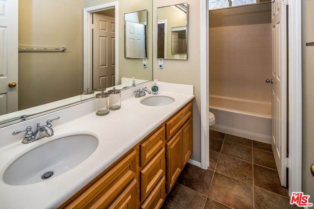 26 Boulder Ridge Court Azusa, CA 91702 - Photo 24 of 35 Gallery Image 24