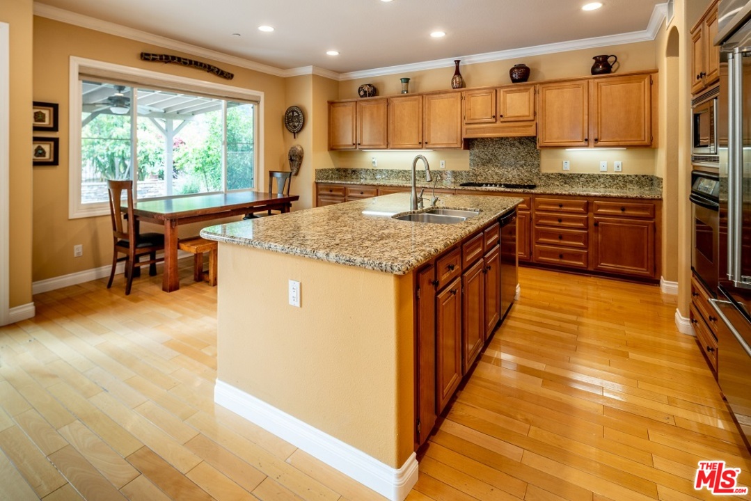 26 Boulder Ridge Court Azusa, CA 91702 - Photo 7 of 35 Gallery Image 7