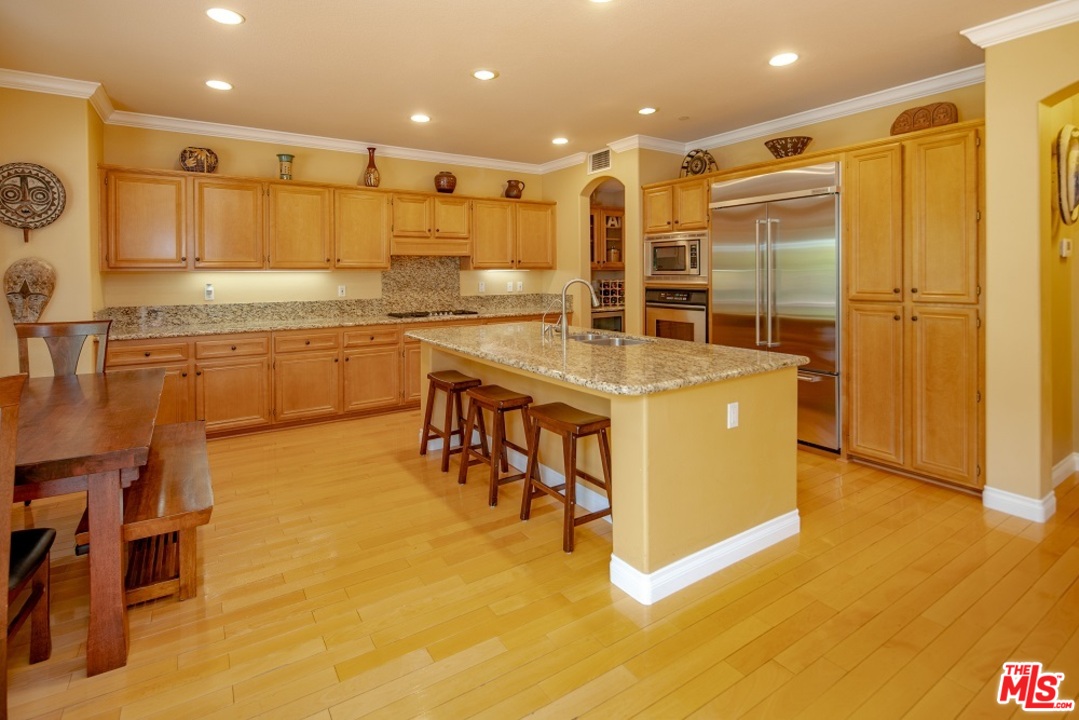26 Boulder Ridge Court Azusa, CA 91702 - Photo 9 of 35 Gallery Image 9