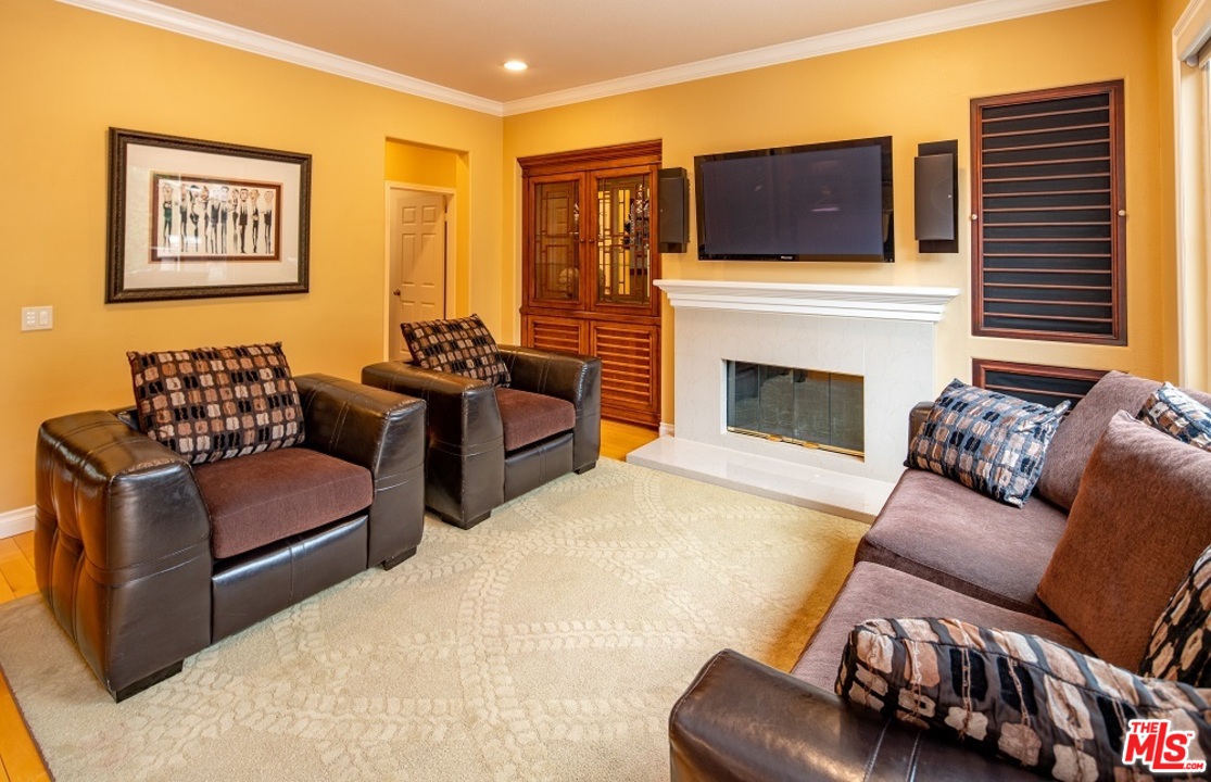 26 Boulder Ridge Court Azusa, CA 91702 - Photo 10 of 35 Gallery Image 10