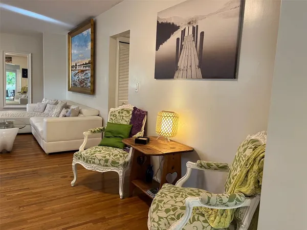 $5,000 | 113 Southwest 2nd Street, Hallandale Beach, FL 33009