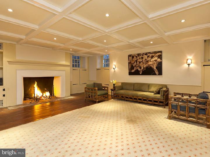 203 Drakes Corner Road Princeton, NJ 08540 - Photo 15 of 25 Gallery Image 15