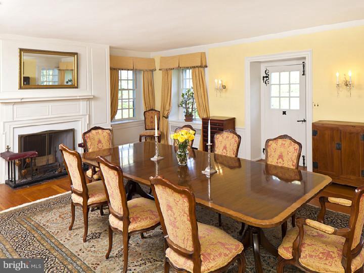 203 Drakes Corner Road Princeton, NJ 08540 - Photo 7 of 25 Gallery Image 7