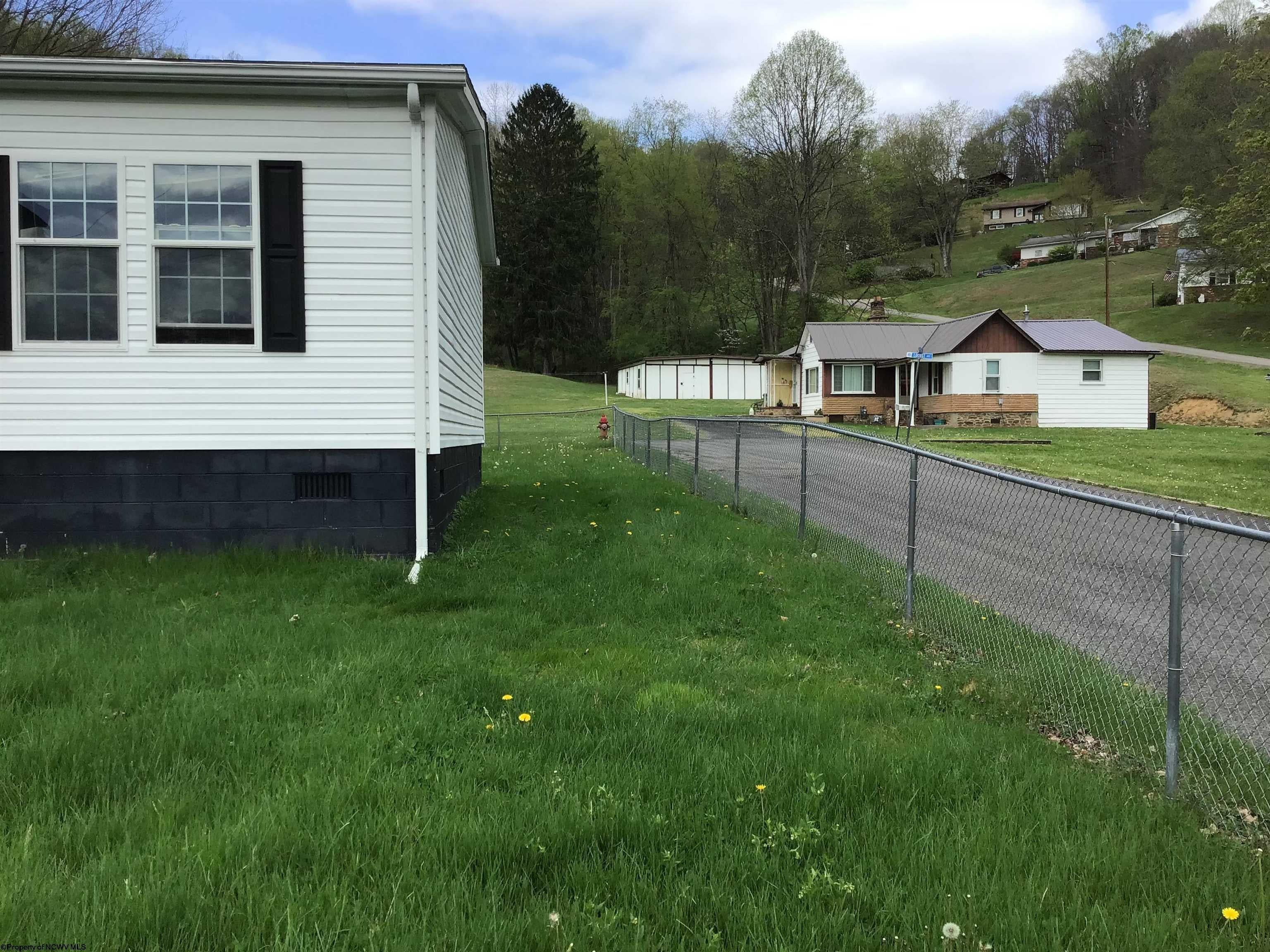 407 Gall Street Philippi, WV 26416 - Photo 10 of 36 Gallery Image 10