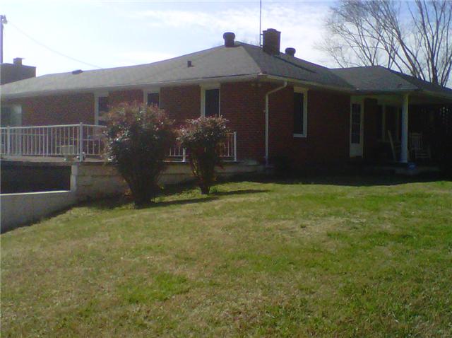 950 Hafner Road Charlotte, TN 37036 - Photo 1 of 13 Gallery Image 1