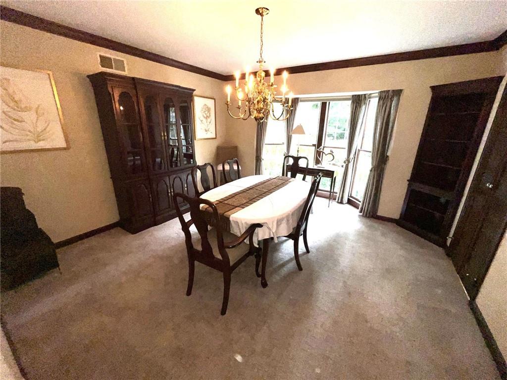 327 Pine Road Sewickley, PA 15143 - Photo 10 of 42 Dining Room.