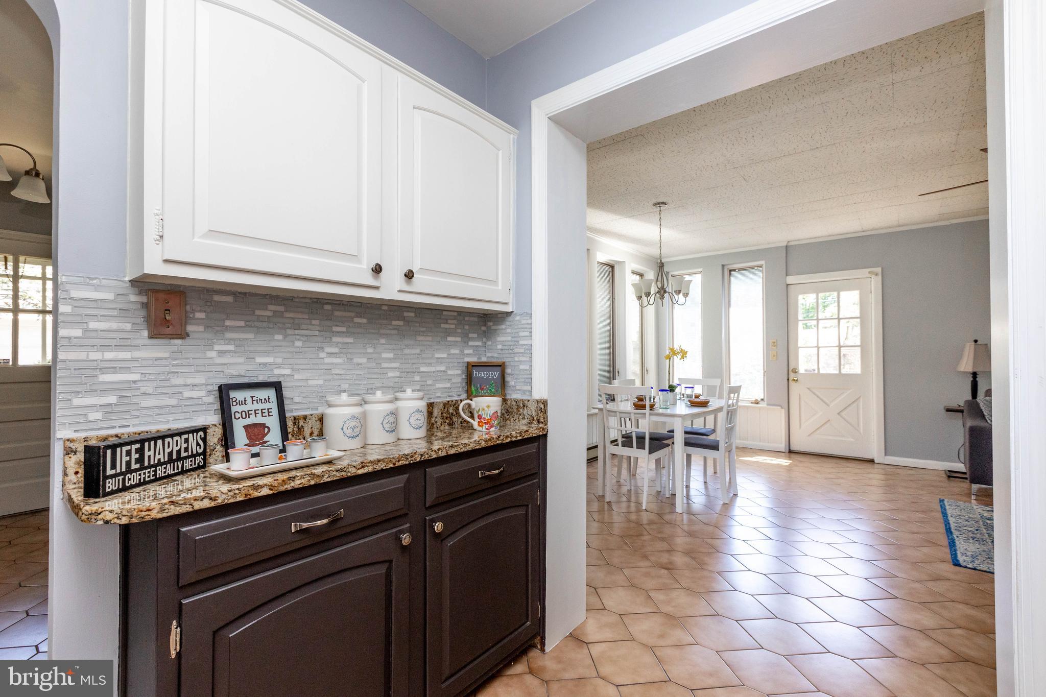 5507 Springlake Way Baltimore, MD 21212 - Photo 14 of 46 Butlers pantry