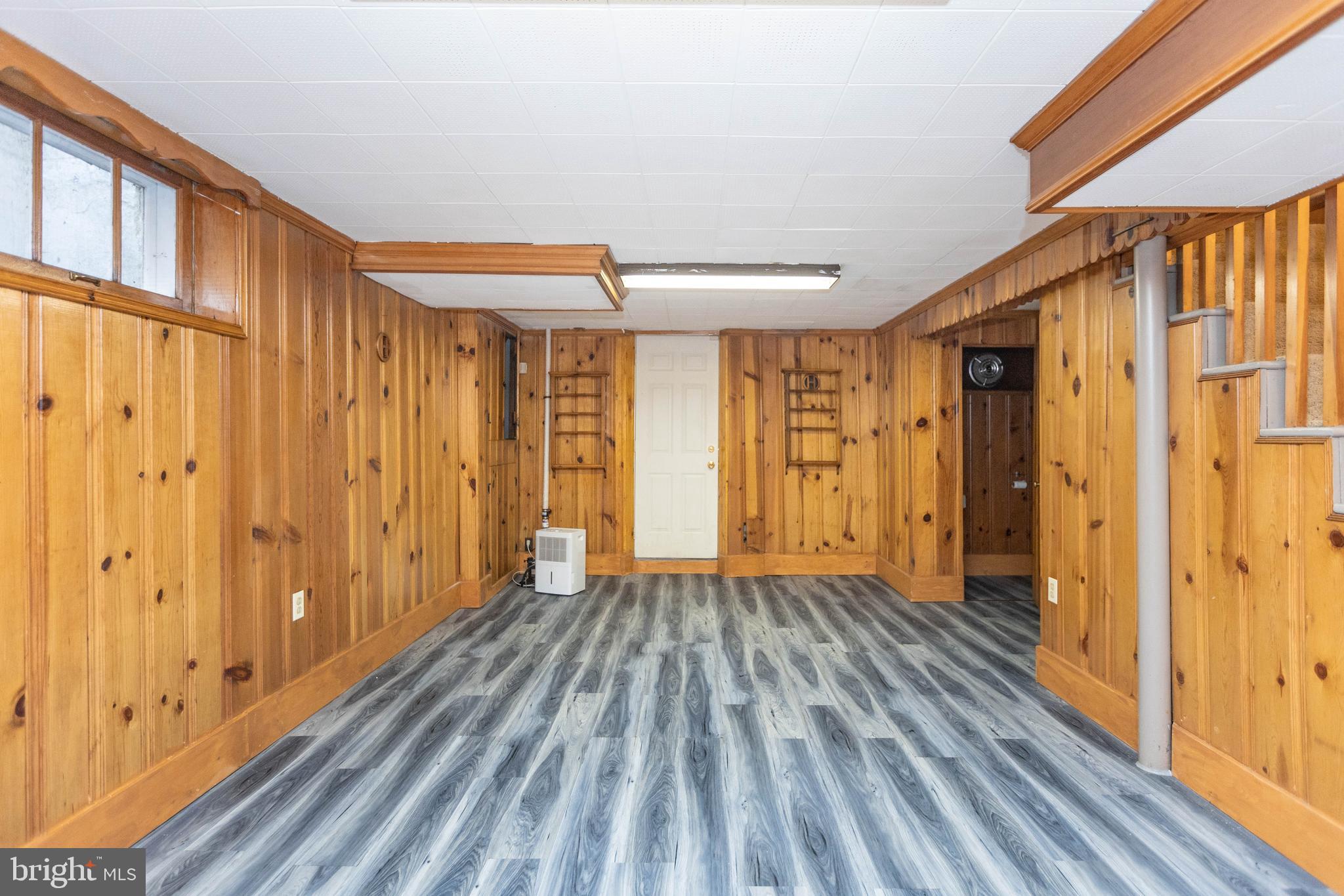 5507 Springlake Way Baltimore, MD 21212 - Photo 33 of 46 Lower level rec area