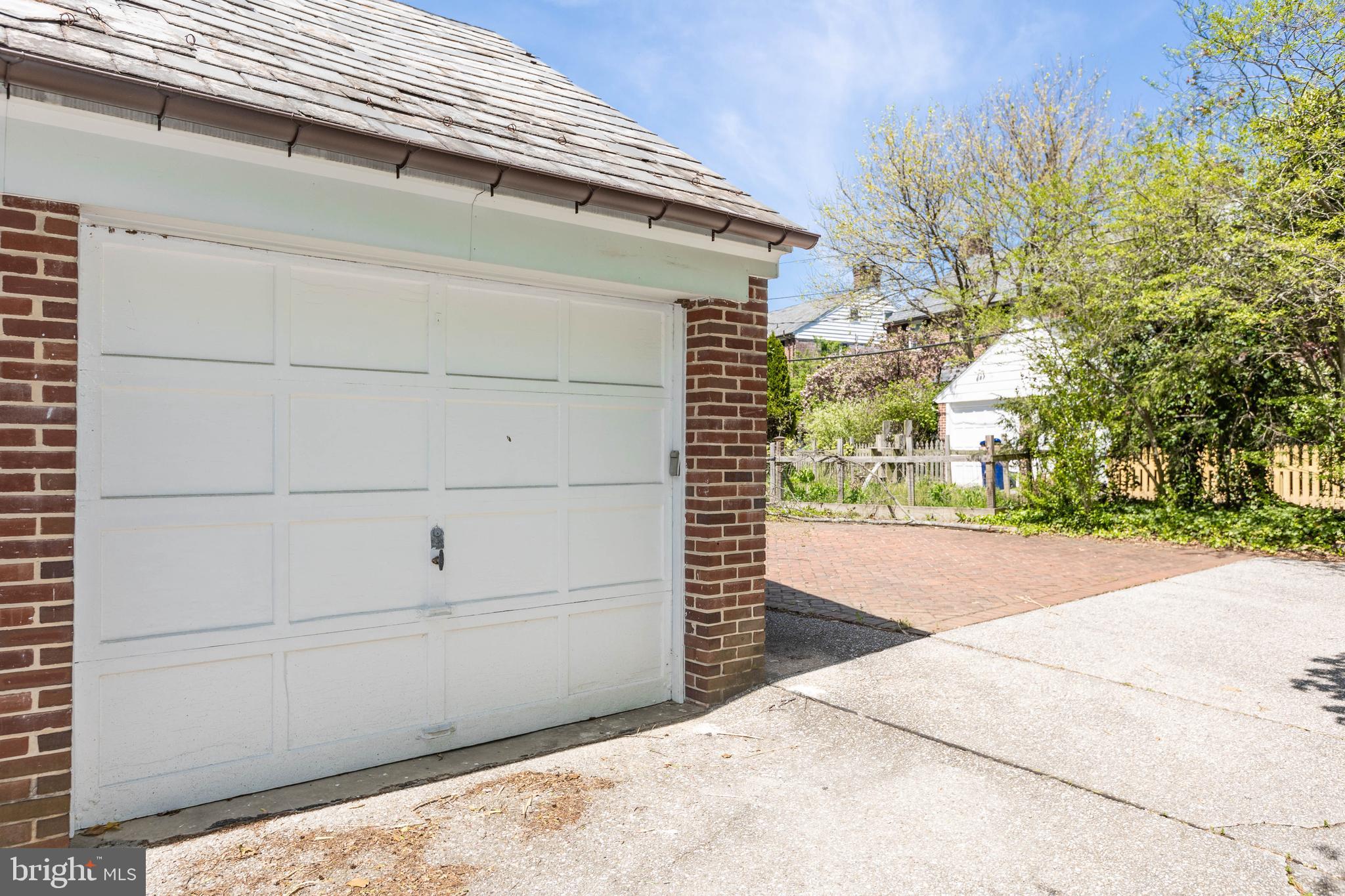 5507 Springlake Way Baltimore, MD 21212 - Photo 39 of 46 Garage and parking pad