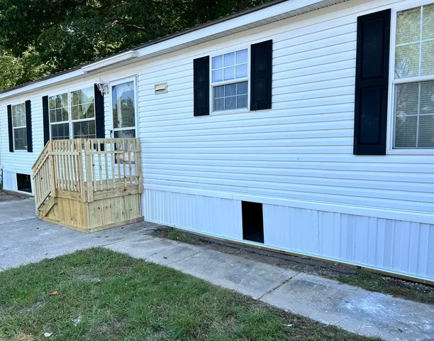 $79,900 | 668 Hansel Street Northwest, Comstock Park, MI 49321