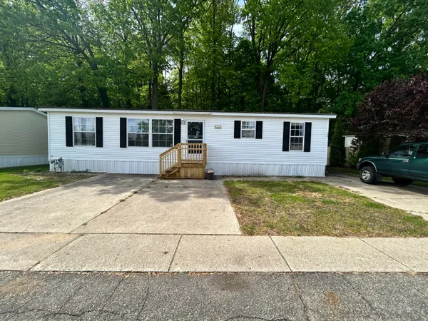 $79,900 | 668 Hansel Street Northwest, Comstock Park, MI 49321